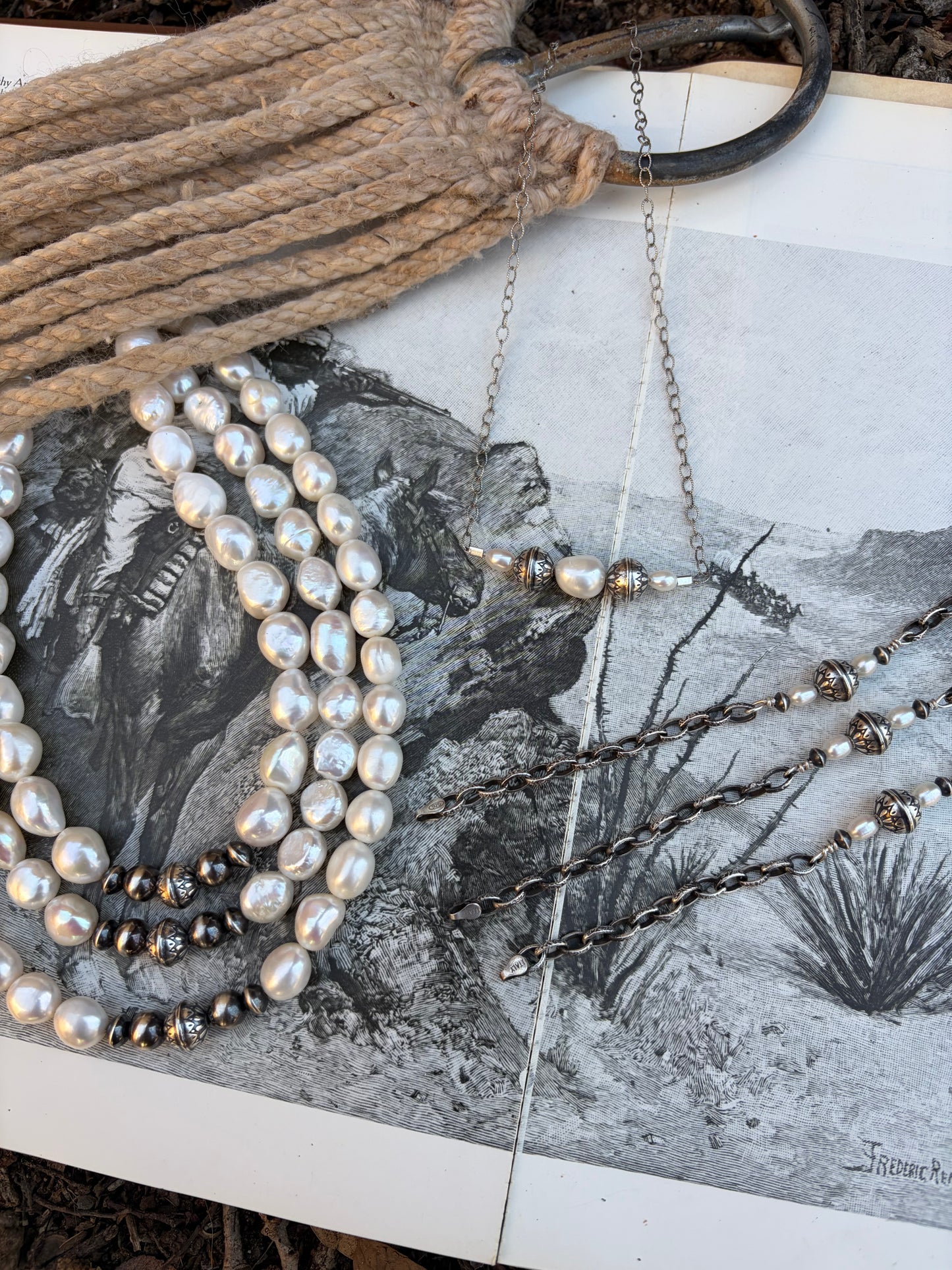 The Darlin Necklace
