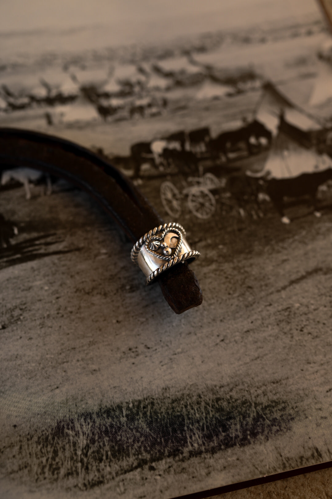 Thick Band heart Ring